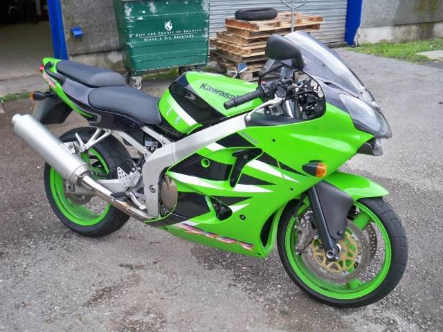 2002 51 reg KAWASAKI ZX 600