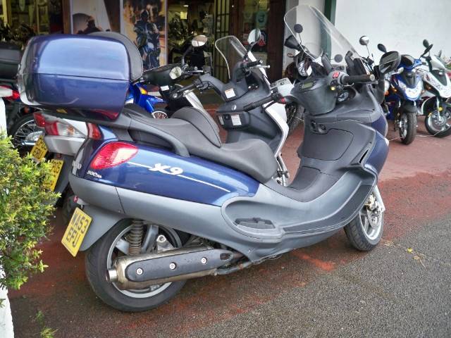 2003 53 reg PIAGGIO X9 500