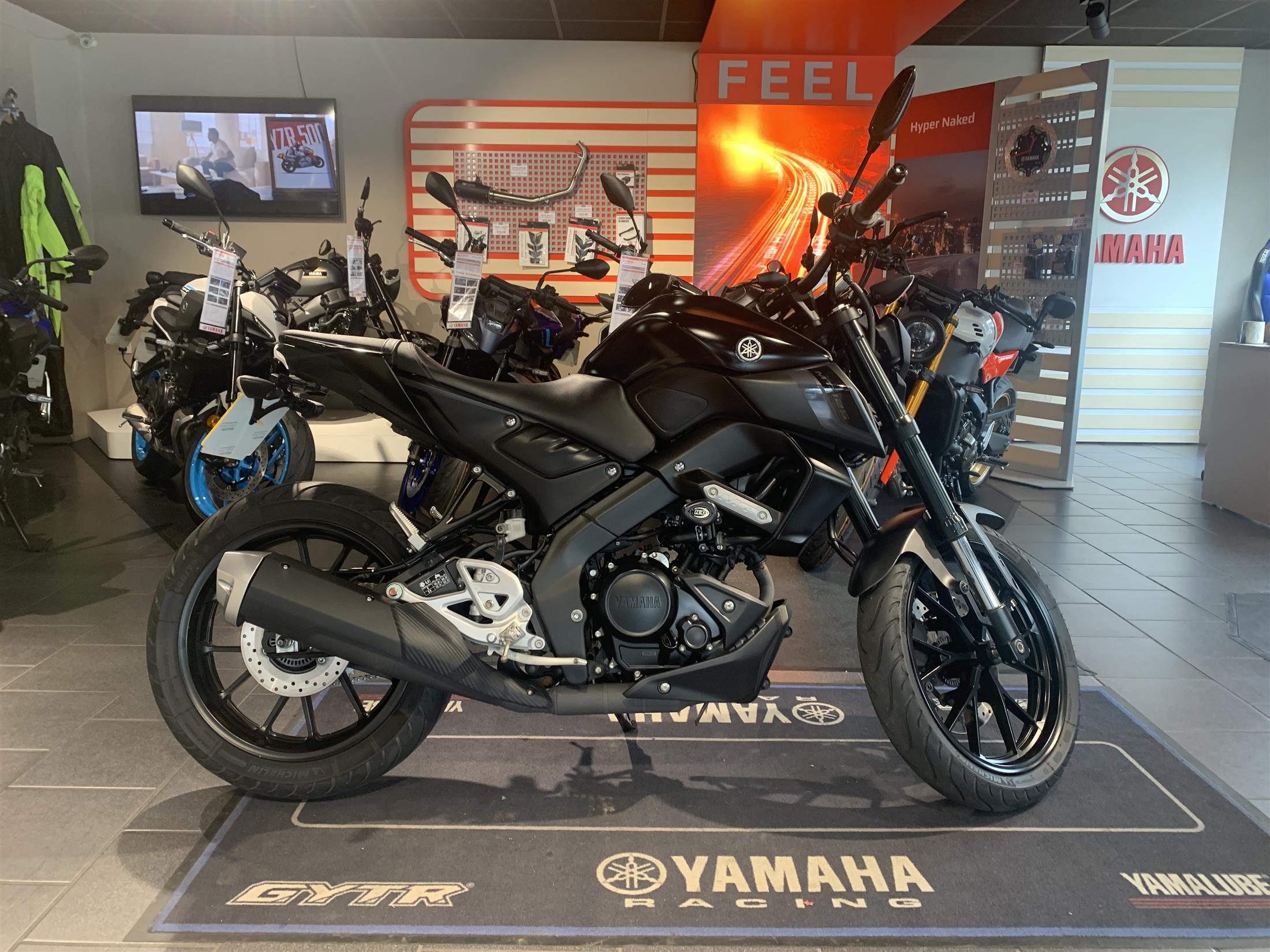 2023 Black Yamaha MT-125, 1 Owner from new,F.S.H, Tail tidy, R&G`s